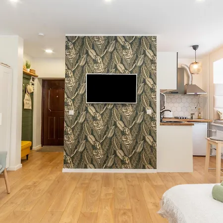 In The Heart Of Paernu, Free Parking! Apartment