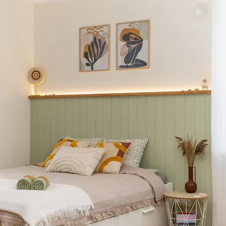 In The Heart Of Paernu, Free Parking!