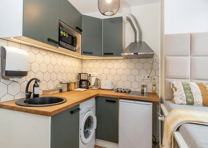 Apartment In The Heart Of Paernu, Free Parking! Parnu